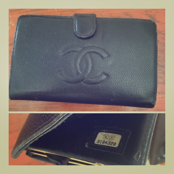 CHANEL Handbags - CHANEL black wallet